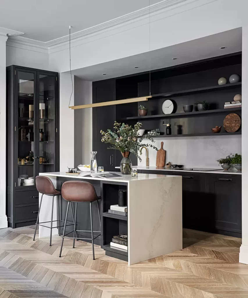 طراحی کابینت آشپزخانه کوچک لاریسا دکو 36
